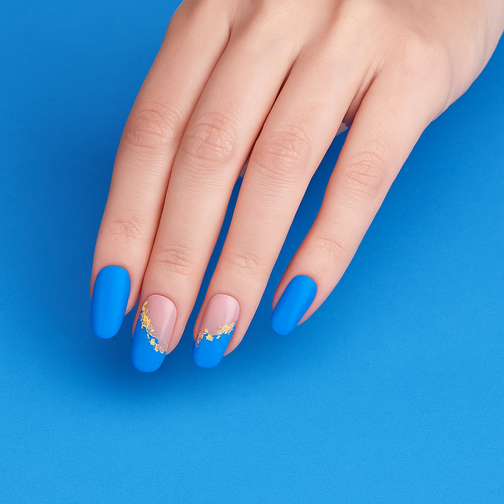 Gel Nails Golden Azure